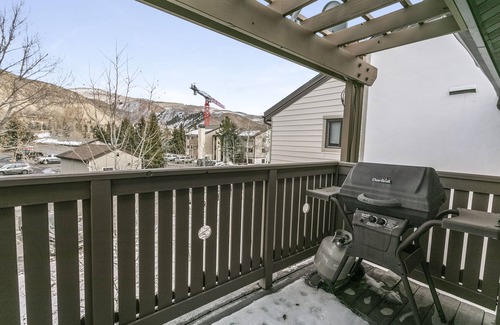 Avon Condo | Wonderfully Renovated Condo, Walk to Beaver Creek Resort