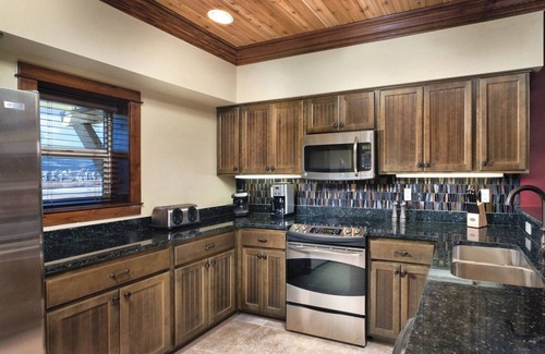 Grand Elk Ranch Hotel | WorldMark Granby - Rocky Mountain Preserve