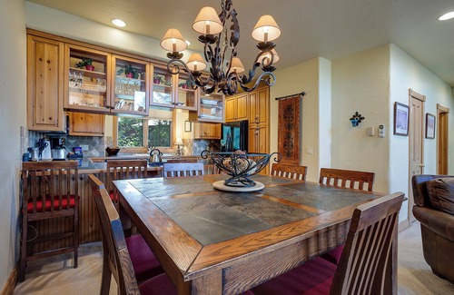 Steamboat Springs House | X2839 | Vaulted Ceilings | Winter Shuttle | Pool | Close to Slopes | Hot Tub