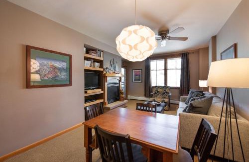 Winter Park Apartment | Zephyr Mountain Lodge Premium-Rated 1506