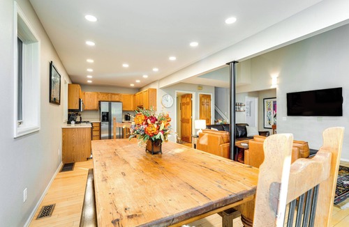 Frisco House | < 1 Mi to Dtwn: Creekside Frisco Home w/Fire Pit