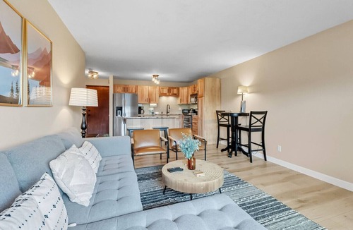 Dillon Condo | 1 mile to Dillon Amphitheater + Dillon Marina