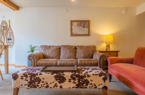 Copper Mountain Village Condo | 102 m² Condo ∙ 2 bedrooms ∙ 8 guests
