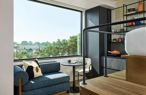 Cole Hotel | 106 m² Hotel ∙ 1 bedroom ∙ 2 guests
