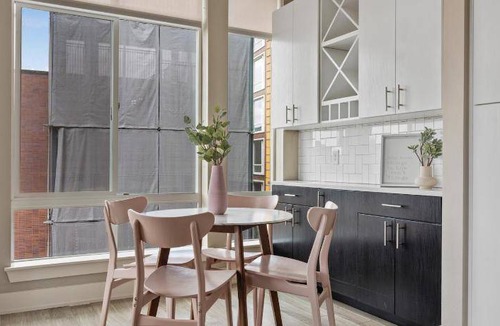 LoDo Hotel | 106 m² Hotel ∙ 2 bedrooms ∙ 10 guests