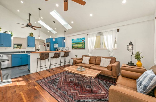 Martinez Park House | 106 m² House ∙ 2 bedrooms ∙ 6 guests