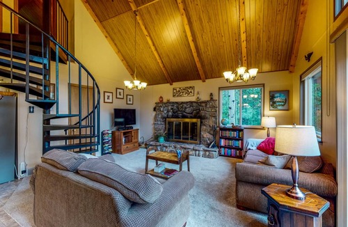 Bailey Cabin | 109 m² Cabin ∙ 3 bedrooms ∙ 6 guests