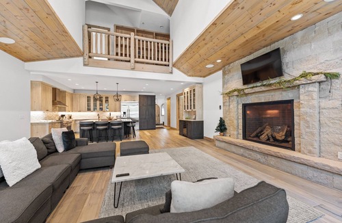 Warrior's Mark Cottage | 11 Riverwood Drive