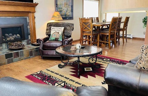 Carriage Hills House | 111 m² House ∙ 4 bedrooms ∙ 10 guests