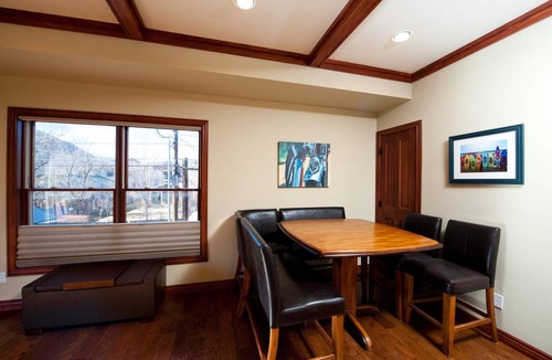 Historic Downtown Durango Condo | 112 m² Condo ∙ 2 bedrooms ∙ 6 guests