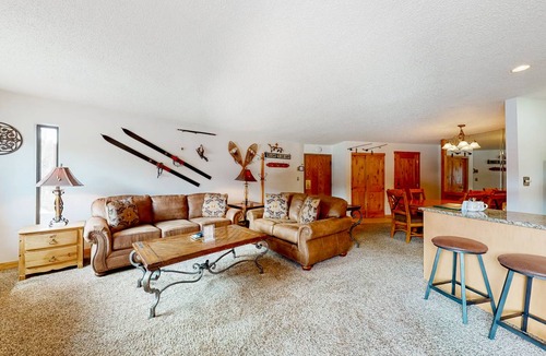 Four O'Clock Condo | 112 m² Condo ∙ 2 bedrooms ∙ 6 guests