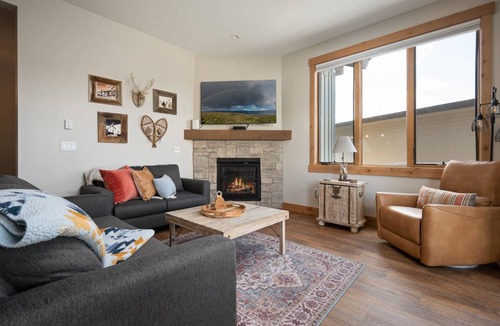 Fraser House | 112 m² House ∙ 2 bedrooms ∙ 7 guests