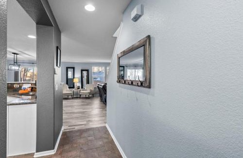 Brighton House | 1130 Mockingbird St