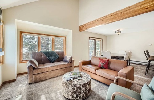 Edwards House | 116 m² House ∙ 2 bedrooms ∙ 4 guests