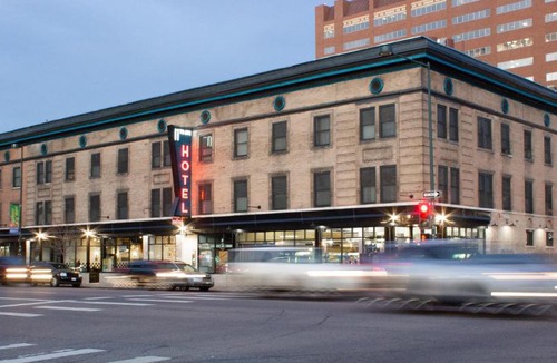 Golden Triangle Hostel | 11th Avenue Hostel
