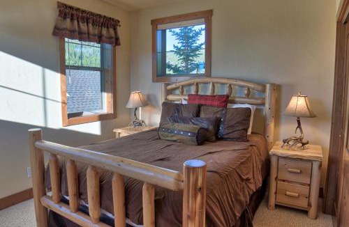 Vista Point House | 120 Rachel Lane