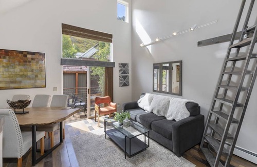 Telluride Apartment | 121 m² Apartment ∙ 2 bedrooms ∙ 6 guests