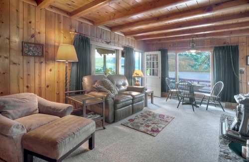 Bayfield Cabin | 121 m² Cabin ∙ 3 bedrooms ∙ 6 guests