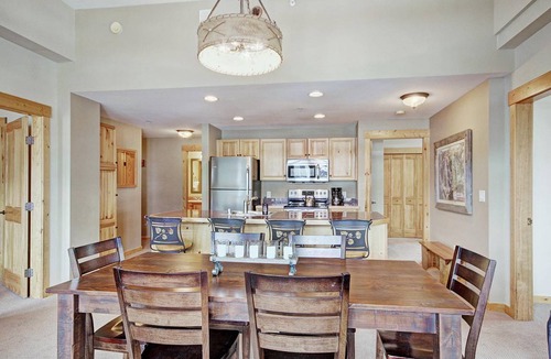 Copper Mountain Village Condo | 121 m² Condo ∙ 3 bedrooms ∙ 9 guests