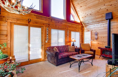 Dillon House | 123 m² House ∙ 3 bedrooms ∙ 8 guests