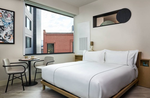 Cole Hotel | 125 m² Hotel ∙ 1 bedroom ∙ 2 guests