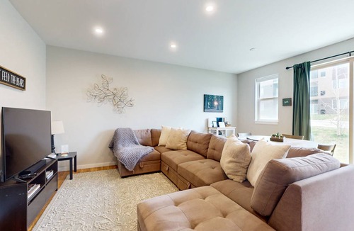 Gypsum House | 125 m² House ∙ 3 bedrooms ∙ 6 guests