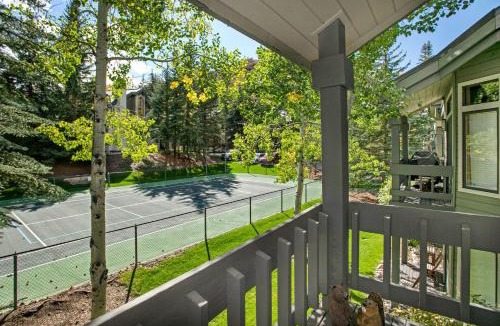 Avon House | 125 Ridgepoint Townhomes Townhouse