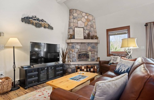 Steamboat Springs Condo | 128 m² Condo ∙ 3 bedrooms ∙ 6 guests