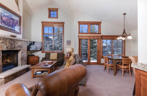 Breckenridge House | 128 m² House ∙ 2 bedrooms ∙ 6 guests