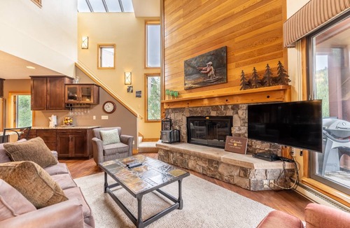 Lakeside Village Apartment | 129 m² Apartment ∙ 3 bedrooms ∙ 10 guests
