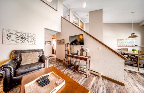 Silvercreek Condo | 130 m² Condo ∙ 2 bedrooms ∙ 6 guests