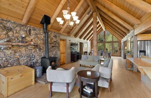 Pleasant Valley House | 13655 County Road 1