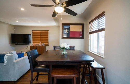 West Colfax House | 139 m² House ∙ 1 bedroom ∙ 7 guests