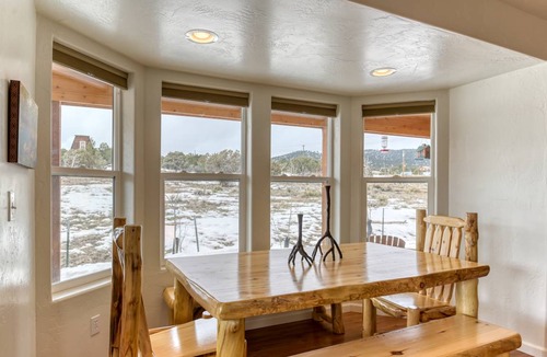 Alpine Village House | 141 m² House ∙ 3 bedrooms ∙ 6 guests