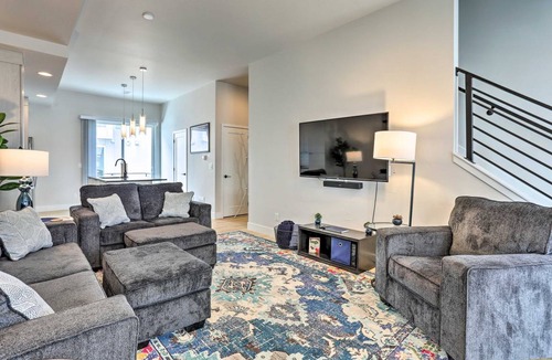 Sloan Lake Apartment | 142 m² Apartment ∙ 3 bedrooms ∙ 8 guests