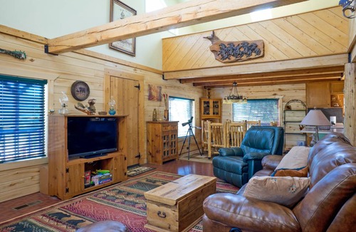 Alpine Village House | 143 m² House ∙ 3 bedrooms ∙ 8 guests