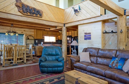 Alpine Village House | 143 m² House ∙ 3 bedrooms ∙ 8 guests