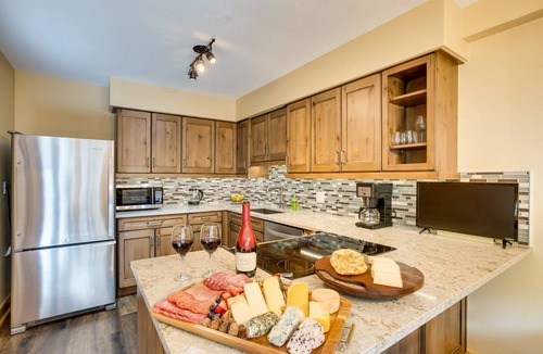 Intermountain Apartment | 148 m² Apartment ∙ 3 bedrooms ∙ 8 guests