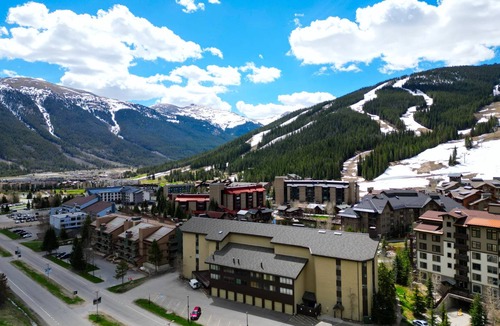Copper Mountain Village Condo | 149 m² Condo ∙ 3 bedrooms ∙ 10 guests