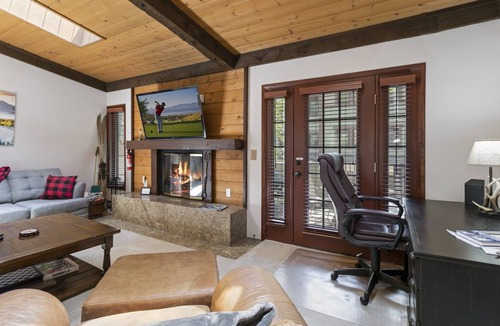 Intermountain House | 149 m² House ∙ 3 bedrooms ∙ 8 guests
