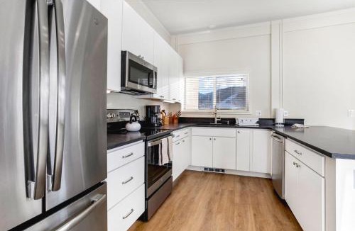 Mountain Star House | 15 Chambertin Townhomes Townhouse
