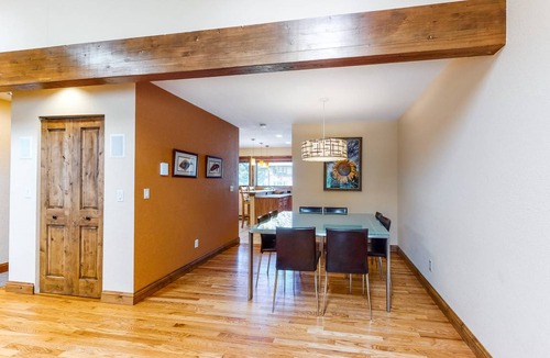 Intermountain House | 150 m² House ∙ 3 bedrooms ∙ 7 guests
