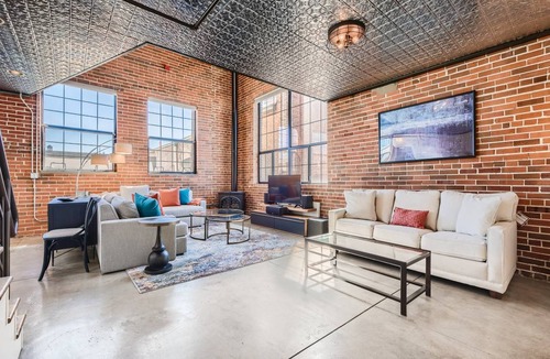 Uptown Apartment | 158 m² Apartment ∙ 2 bedrooms ∙ 4 guests