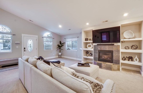 Golden House | 167 m² House ∙ 3 bedrooms ∙ 6 guests