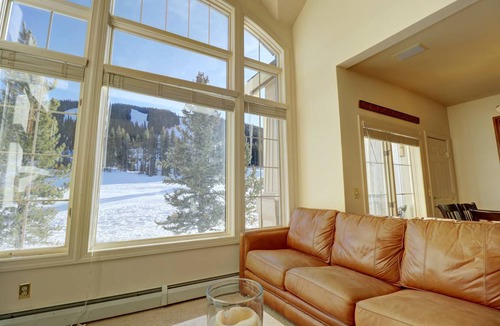 East Village at Copper House | 168 m² House ∙ 4 bedrooms ∙ 10 guests