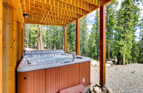 Valley of the Sun Cabin | 172 m² Cabin ∙ 3 bedrooms ∙ 8 guests