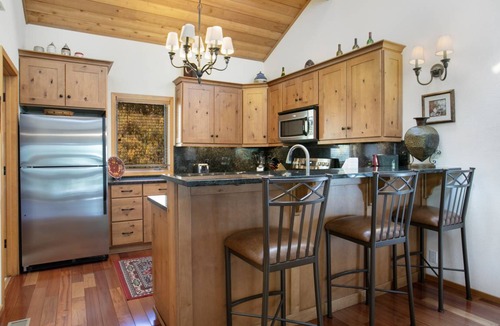 Avon House | 177 m² House ∙ 3 bedrooms ∙ 8 guests