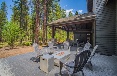 Deer Park House | 17755 Cottontail Loop