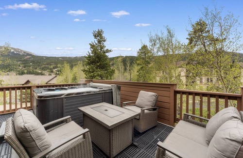 Keystone House | 178 m² House ∙ 3 bedrooms ∙ 8 guests