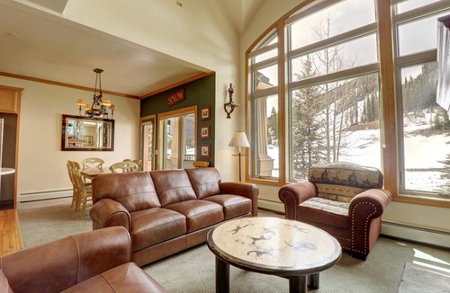 East Village at Copper House | 182 m² House ∙ 4 bedrooms ∙ 11 guests